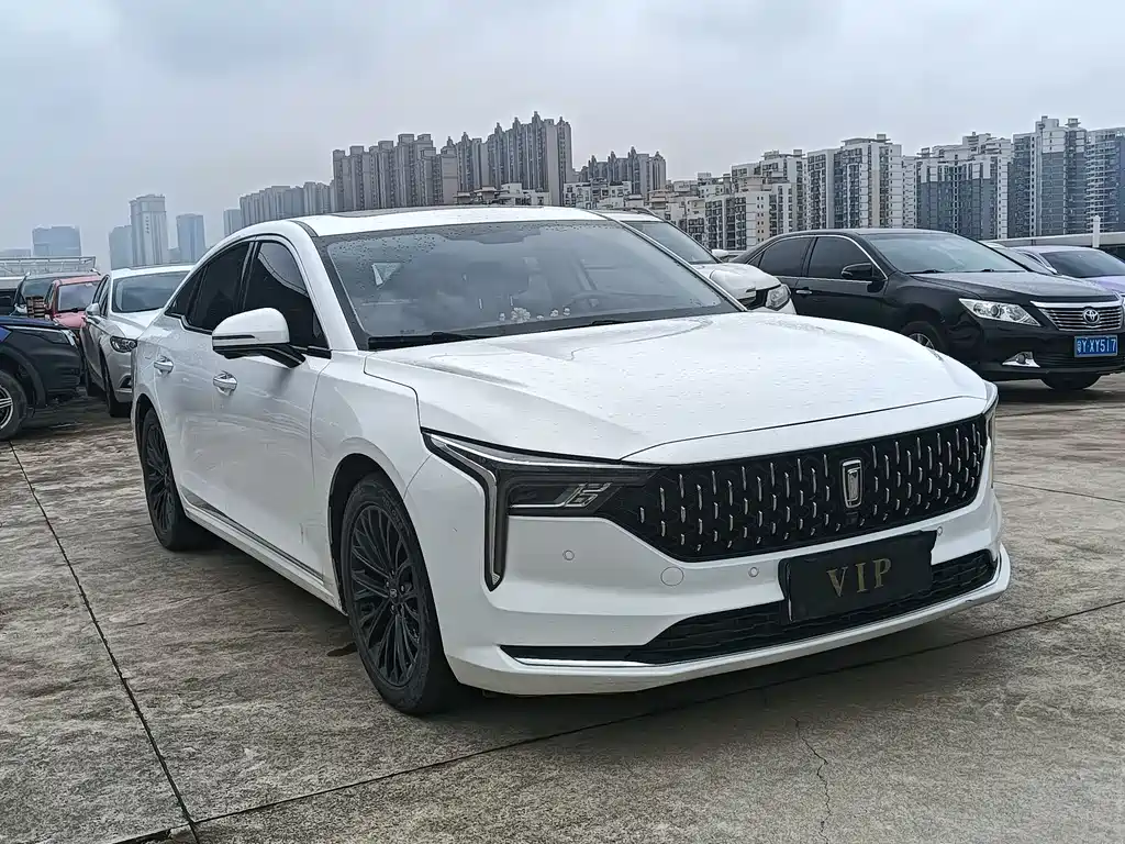 Besturn B70 3 rd Gen 1.5 T Auto Pleasure 70 Anniversary