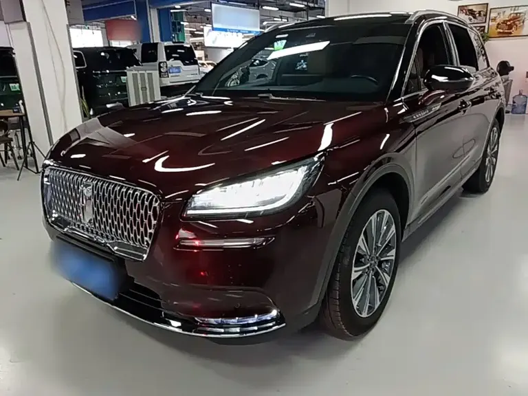Lincoln Corsair 2.0 T 2 WD Graceful