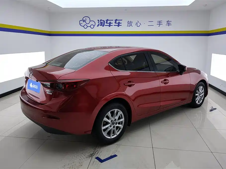 Mazda 3 Axela Sedan 1.5 L Auto Luxury