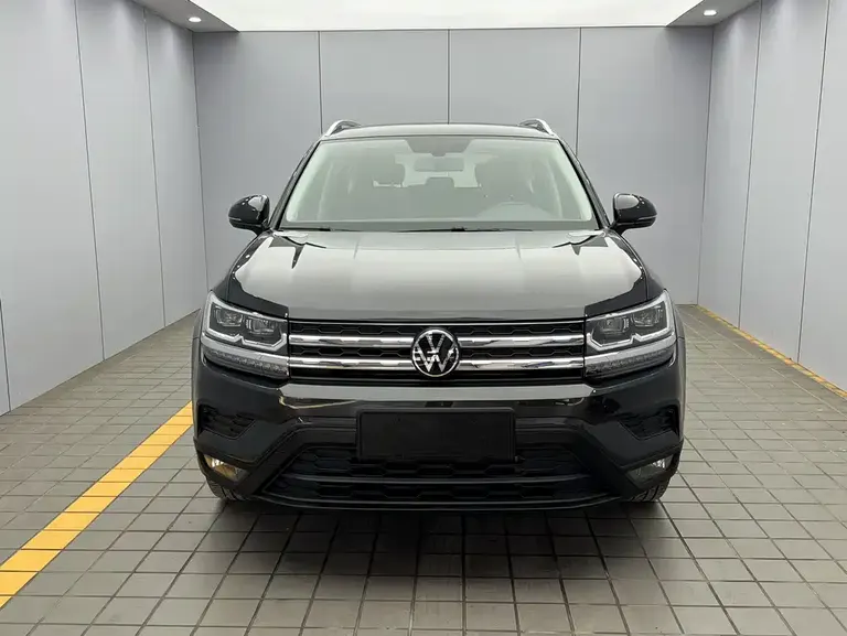 Volkswagen Tharu 280 TSI 2 WD Luxury