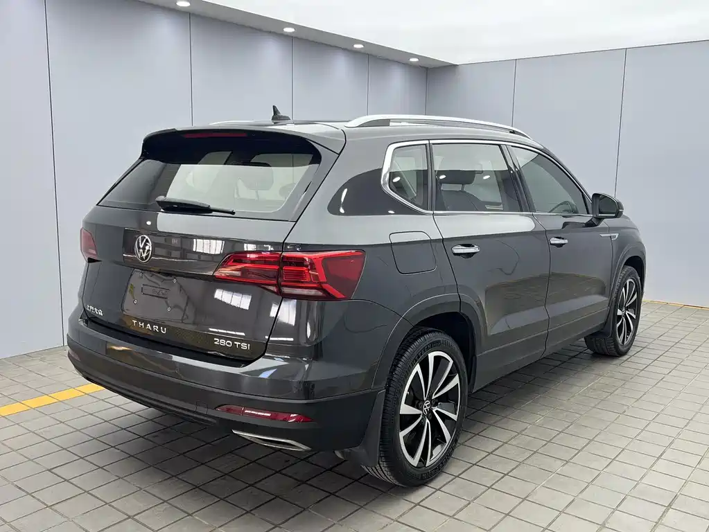 Tharu 280 TSI 2 WD Luxury