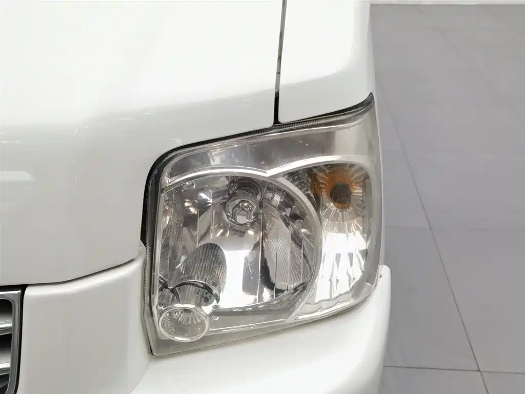 Beidouxing 北斗星 2012款 创业版 1.0 L 手动超越型