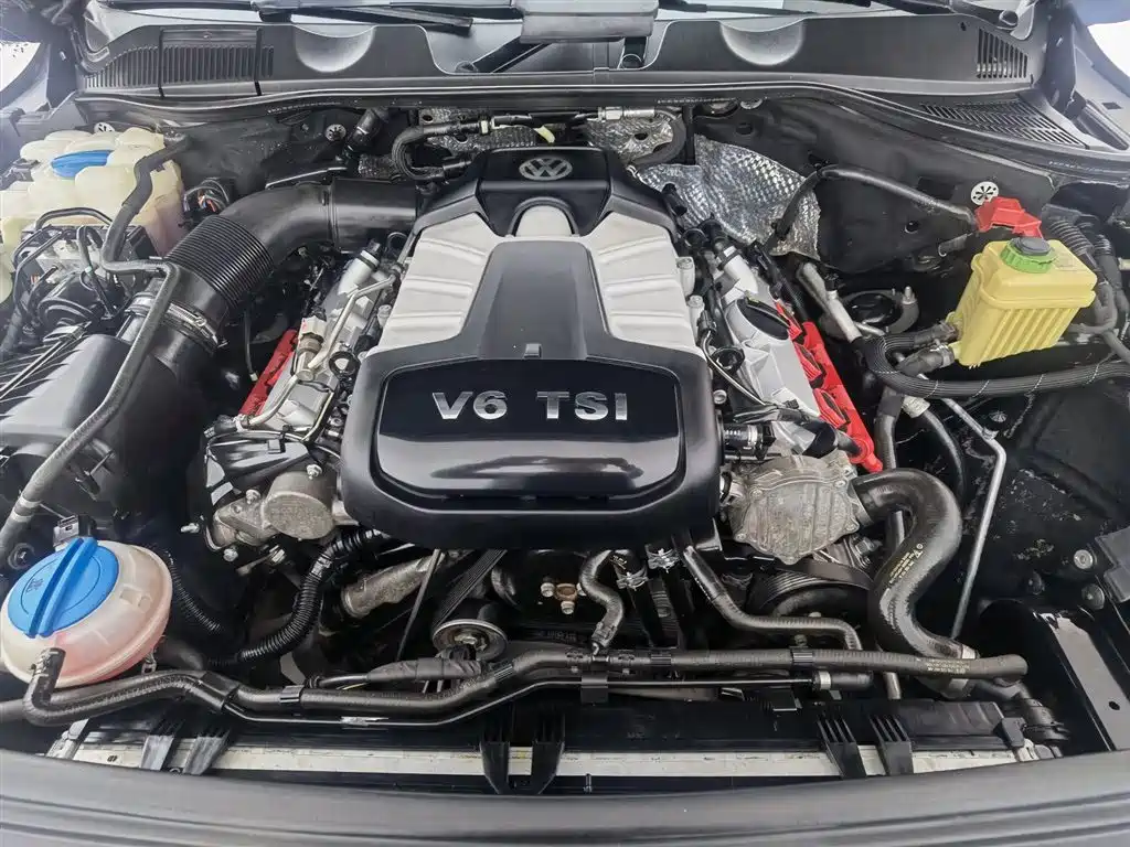 Touareg 3.0 TSI Standard Config