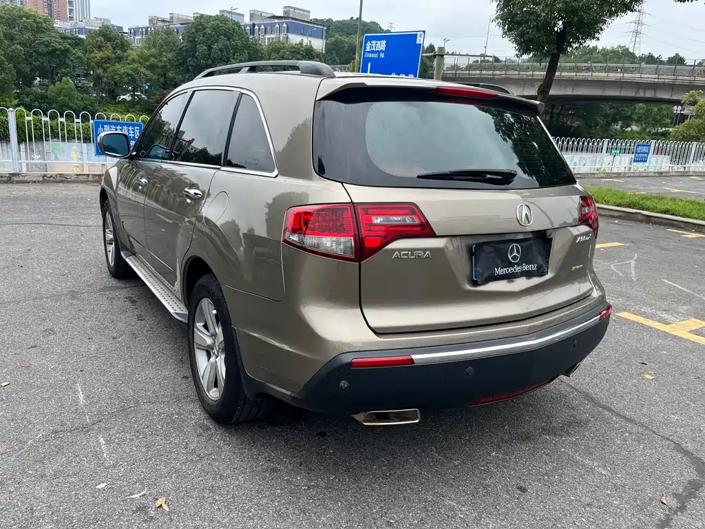 Acura MDX 讴歌MDX 2010款 3.7 标准豪华运动版