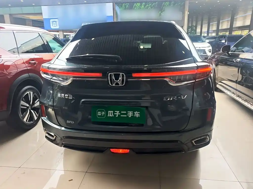 Honda UR-V 370 TURBO 4 WD Premium