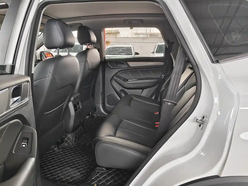 Roewe RX5 20 T Auto 4 G Connected Transcend Flagship