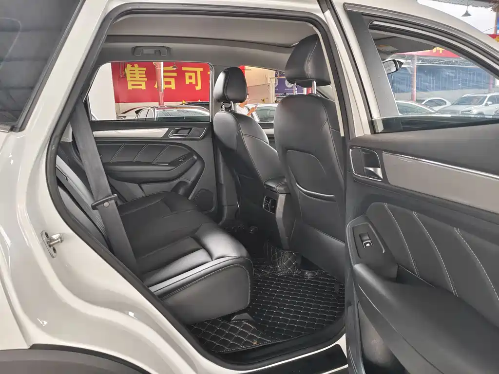 Roewe RX5 20 T Auto 4 G Connected Transcend Flagship