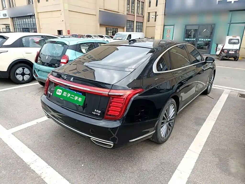 Hongqi H9 2.0 T Connected Flagship Enjoyment