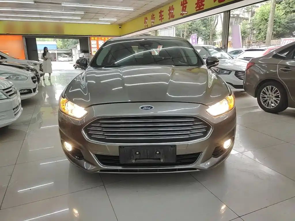 Mondeo 2.0 L GTDi200 Fashion