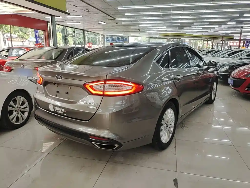 Mondeo 2.0 L GTDi200 Fashion