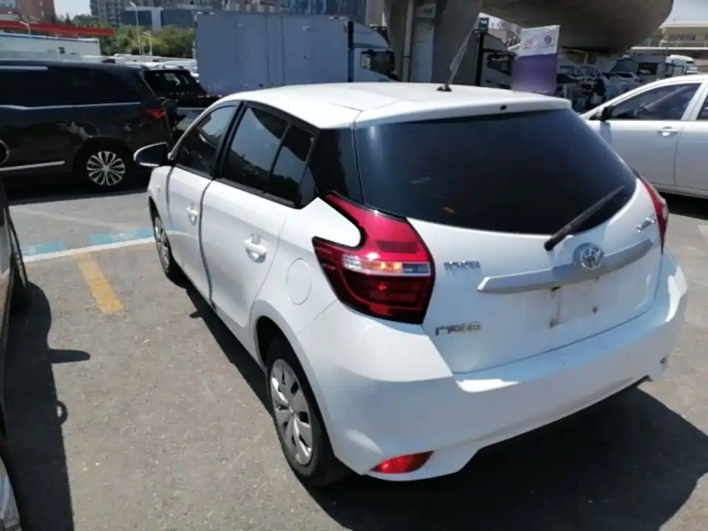 YARiS L Zhixuan Facelift 1.5 E CVT Charm Motion