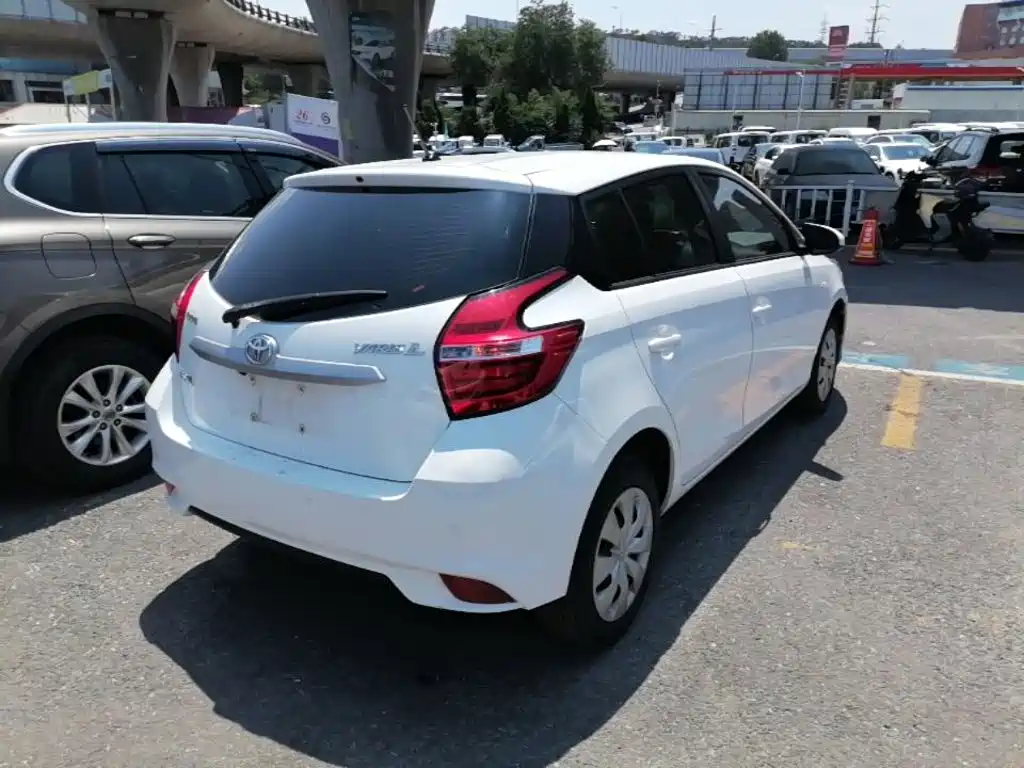 YARiS L Zhixuan Facelift 1.5 E CVT Charm Motion