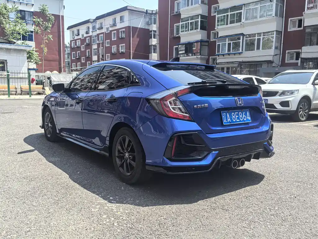 Civic HATCHBACK 220 TURBO CVT New Sharp Control