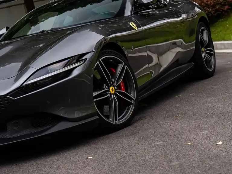Ferrari Roma 3.9 T V8