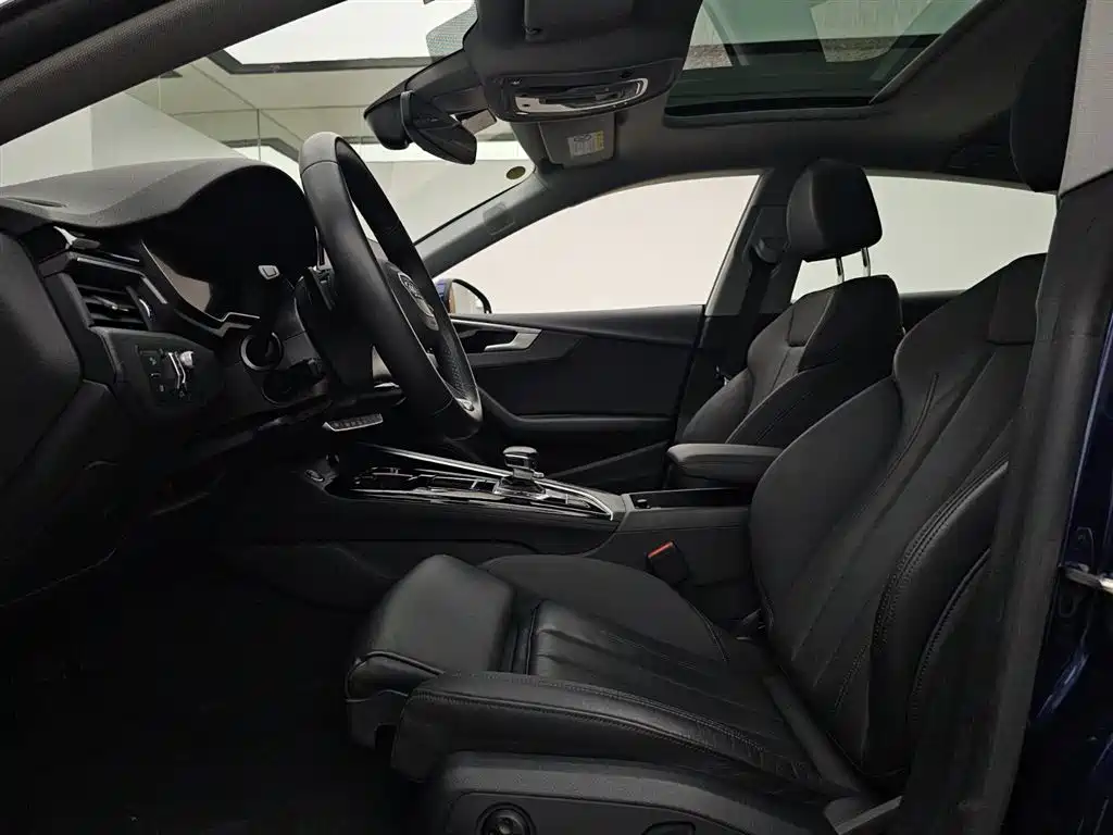 Audi A5 (Import) 奥迪A5(进口) 2022款 Coupe 45 TFSI quattro 臻选动感型