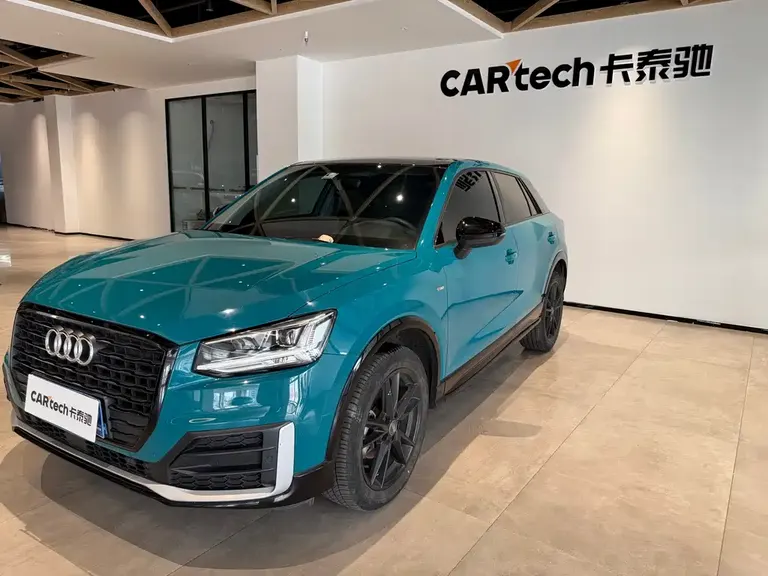 Audi Q2 L 35 TFSI Progressive Dynamic