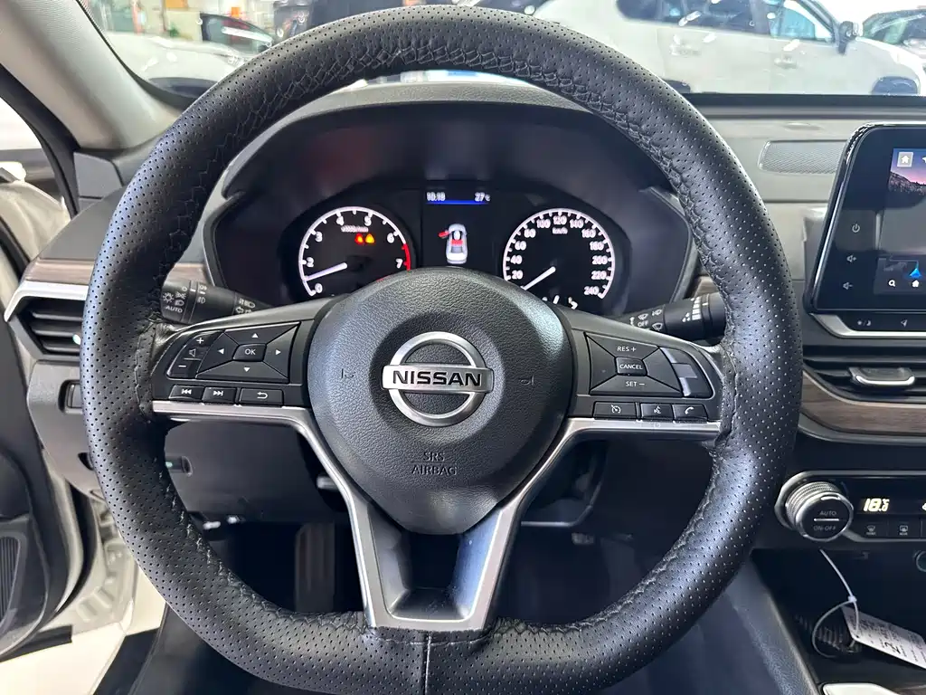 Teana 2.0 L XL Comfort