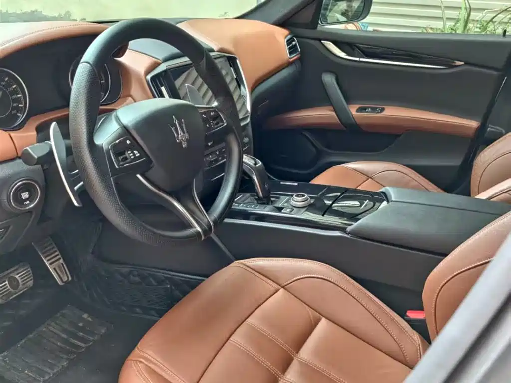 Ghibli Ghibli 2023款 3.0 T Modena