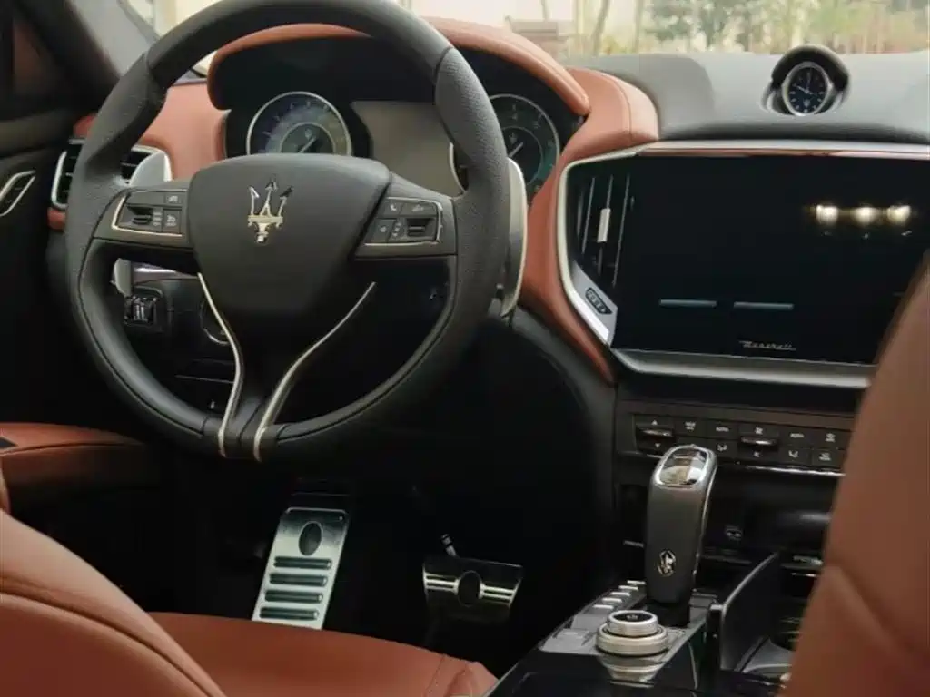 Ghibli Ghibli 2023款 3.0 T Modena