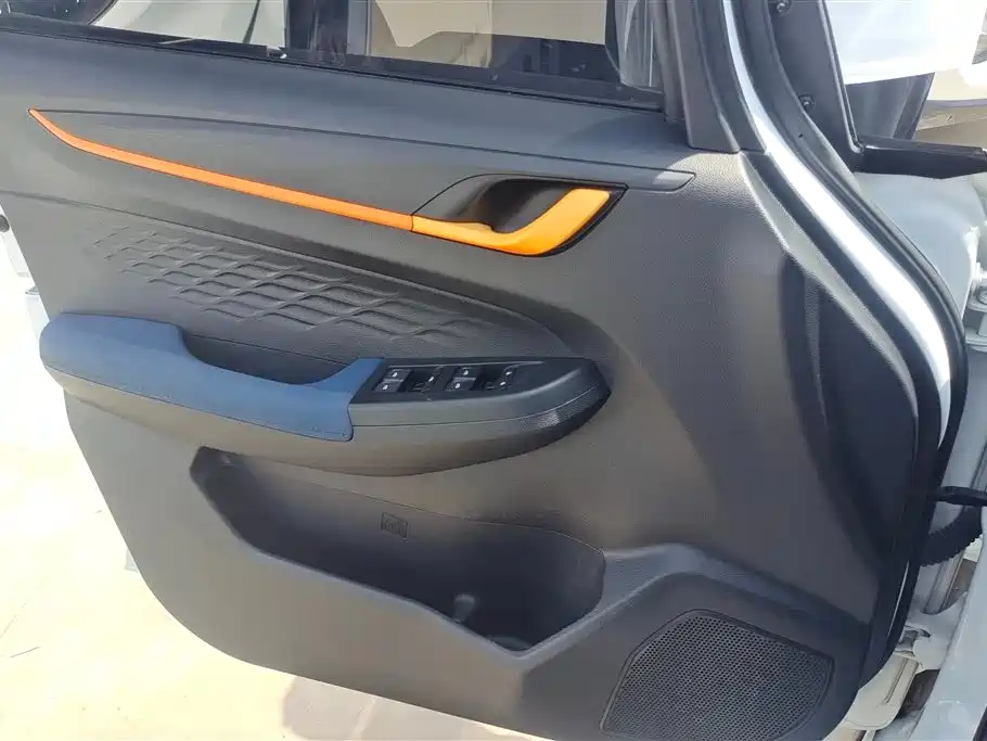 Ruilan X3 PRO 1.5 L CVT Mini