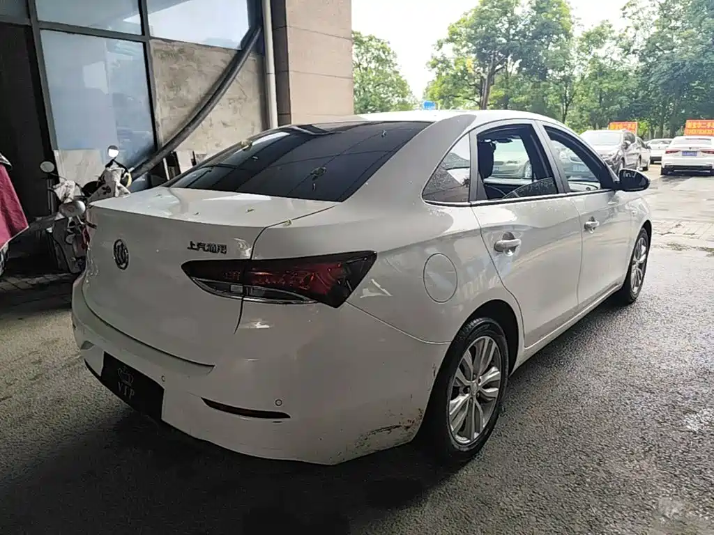 Excelle GT Facelift Exemplary 1.5 L Auto Elite