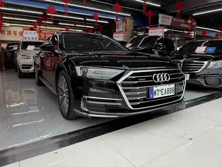Audi A8 A8 L 55 TFSI quattro Launch Premium