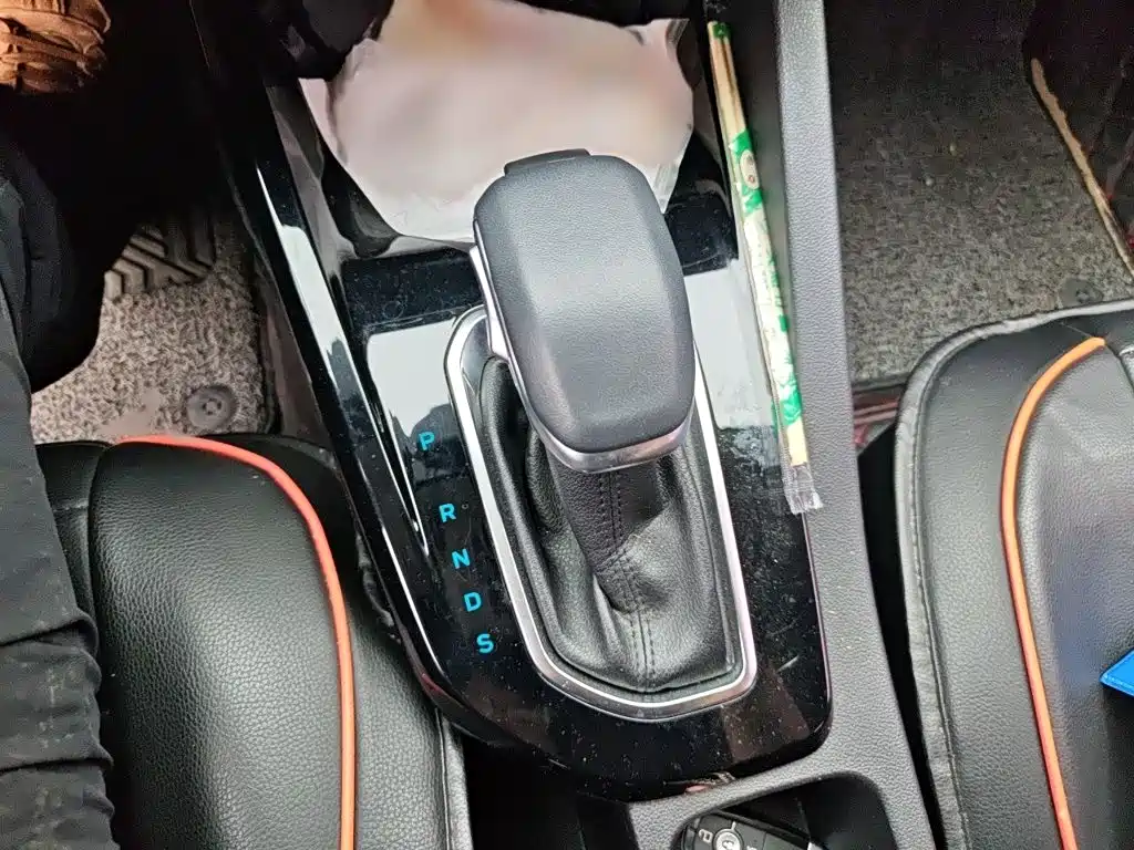Escort 1.5 L Auto Diamond