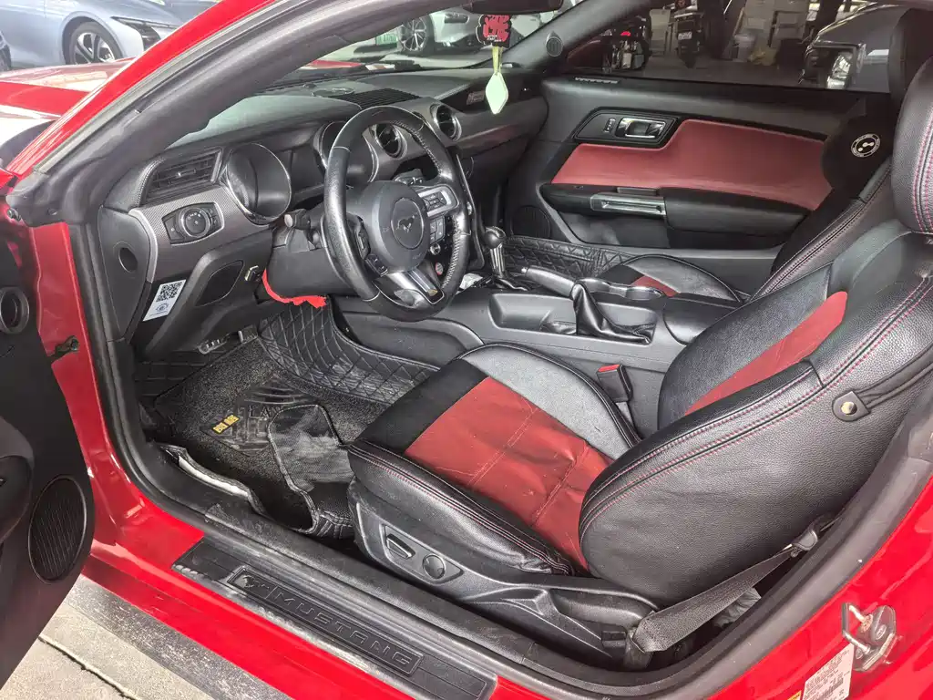 Mustang 2.3 T Performance