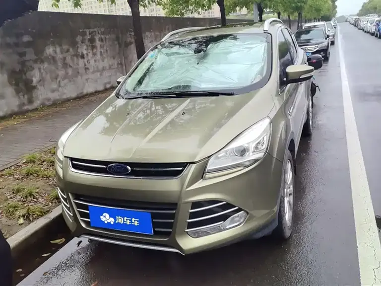Ford Kuga 1.6 L GTDi 4 WD Elite