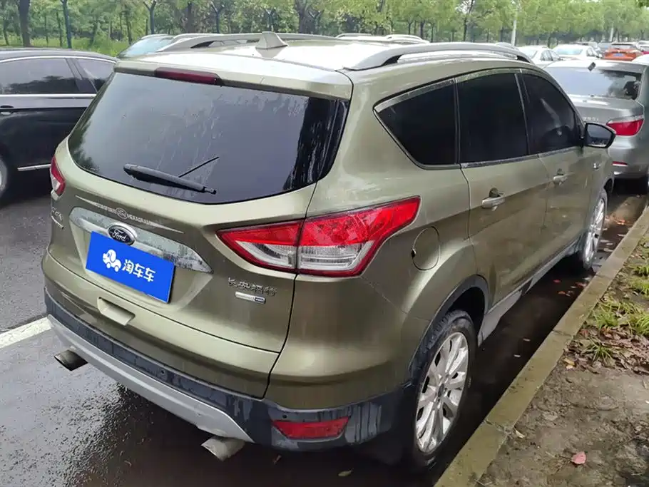 Kuga 1.6 L GTDi 4 WD Elite