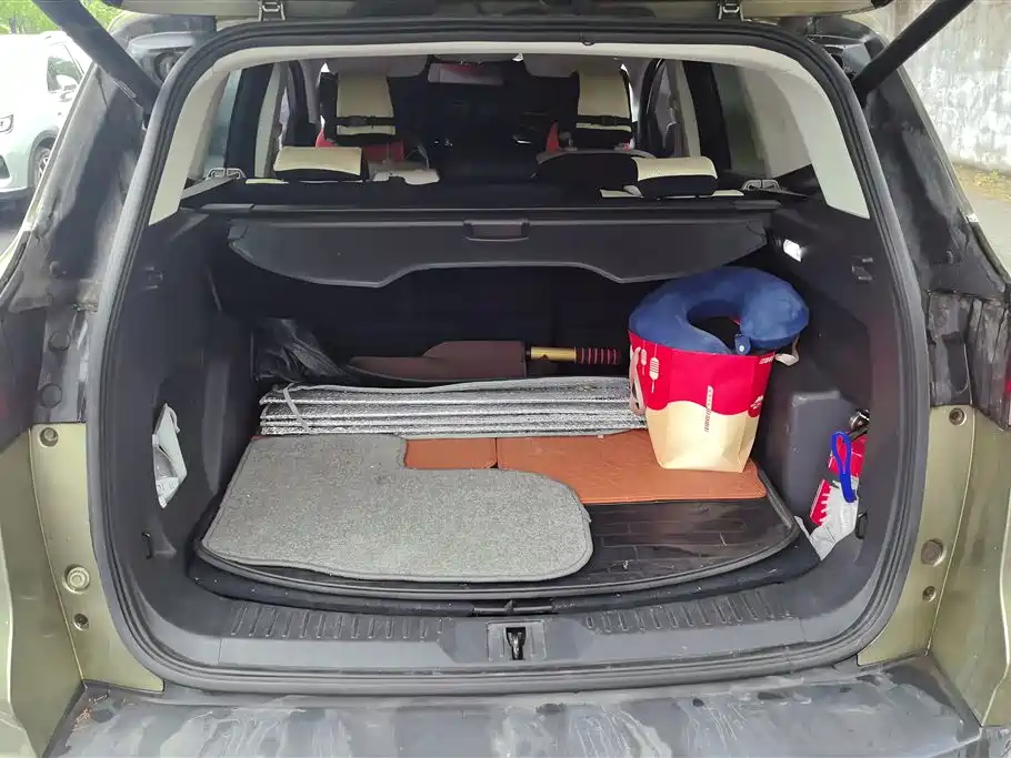 Kuga 1.6 L GTDi 4 WD Elite