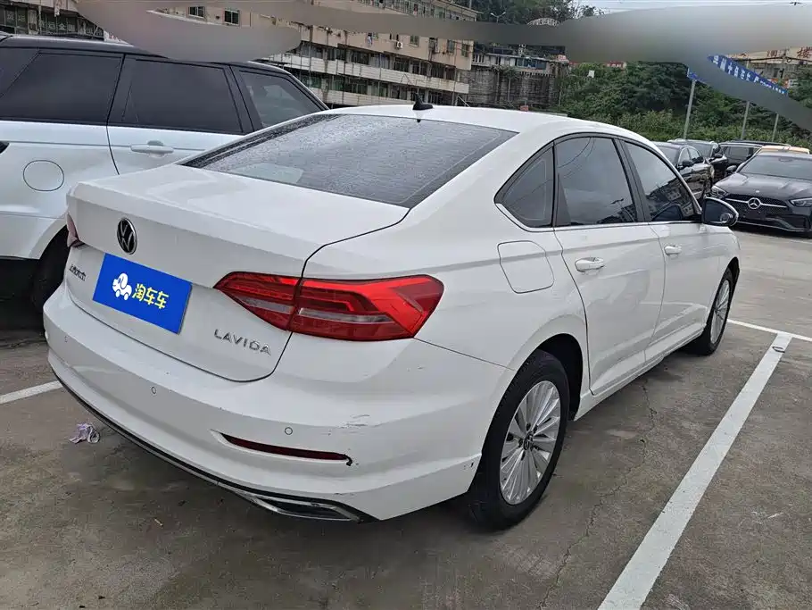 Lavida 1.5 L Auto Comfort