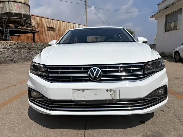 Volkswagen Bora 1.5 L Auto Elite Connected