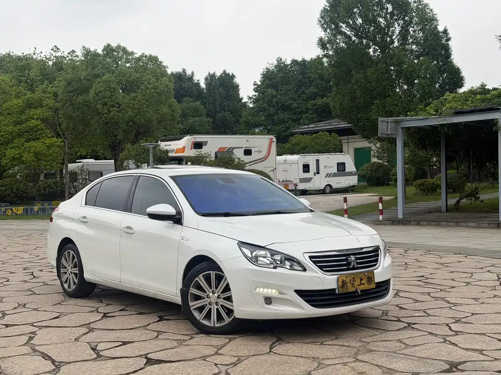 Peugeot 408 1.6 T Auto Luxury