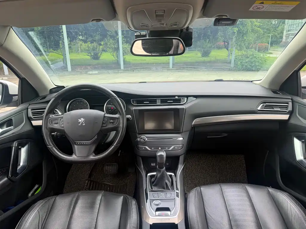Peugeot 408 1.6 T Auto Luxury
