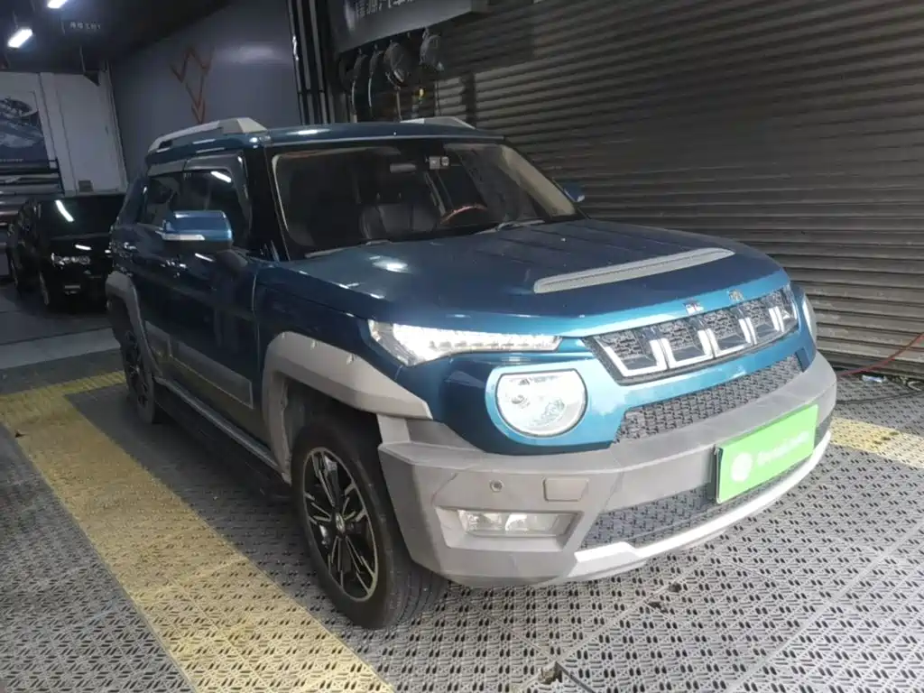 Beijing Offroad BJ20 1.5 T CVT Luxury