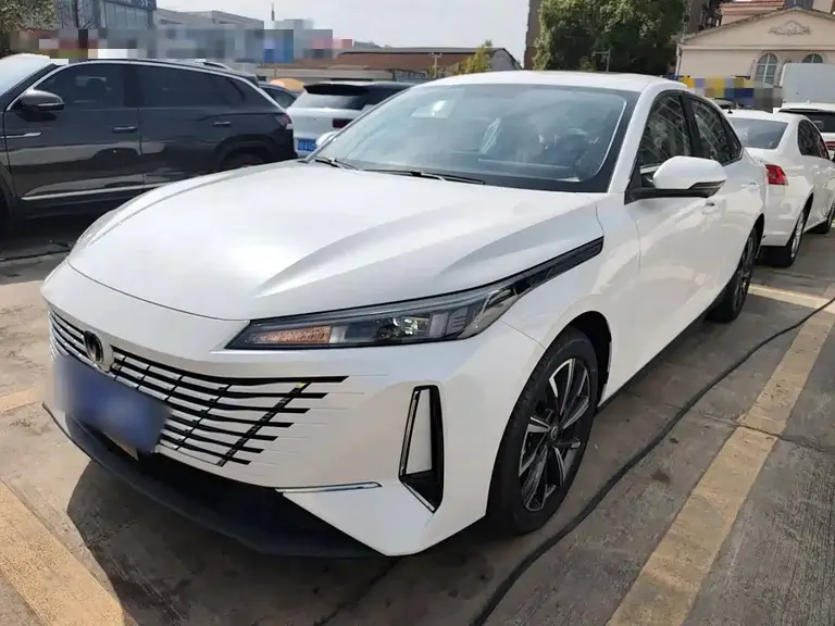 Changan Eado Blue Whale 1.5 T 500 Bar Distinguished