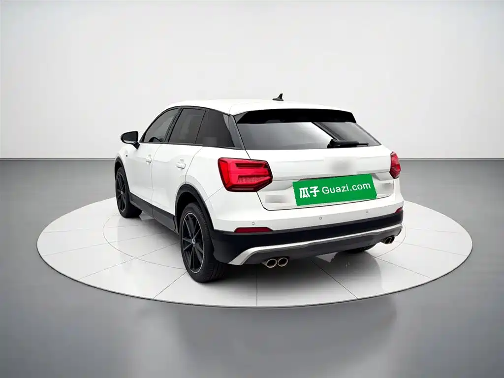 Audi Q2 L 35 TFSI Progressive Dynamic