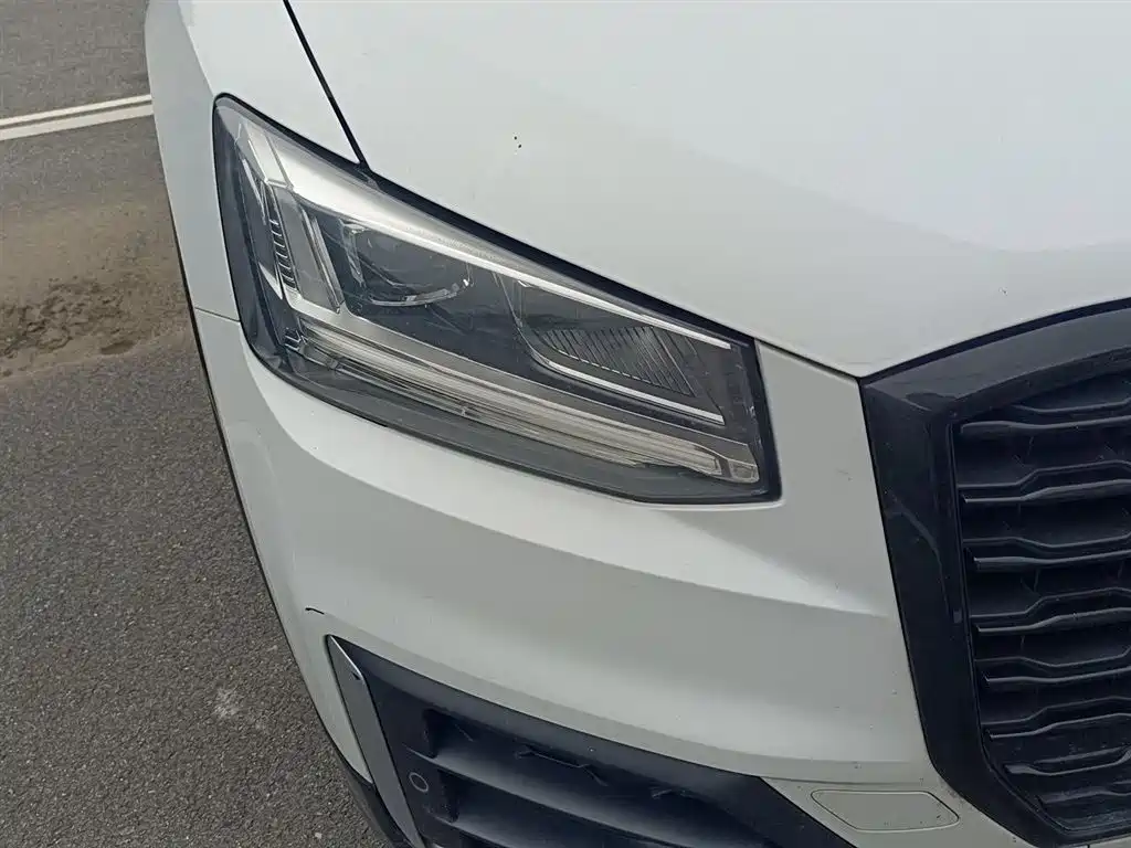 Audi Q2 L 35 TFSI Progressive Dynamic