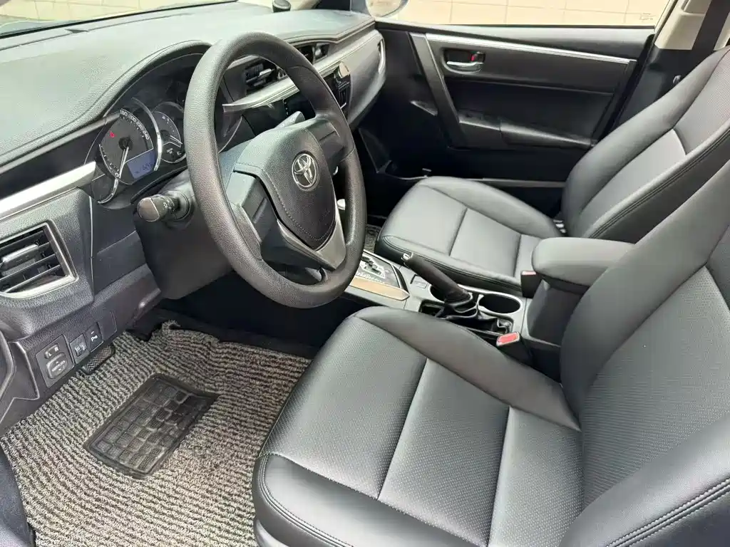 Levin 1.6 G CVT Elite