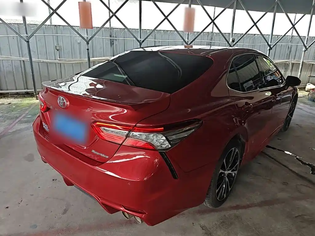 Camry 2.5 S Sharp Style