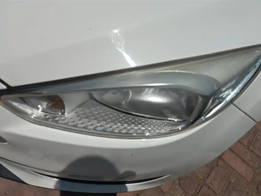 Focus Hatchback Classic 1.6 L Auto Style Smart Travel