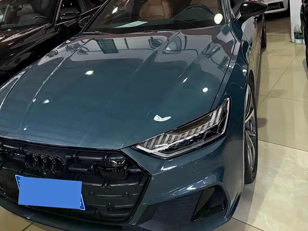 Audi A7 奥迪A7 2022款 55 TFSI quattro 尊享型