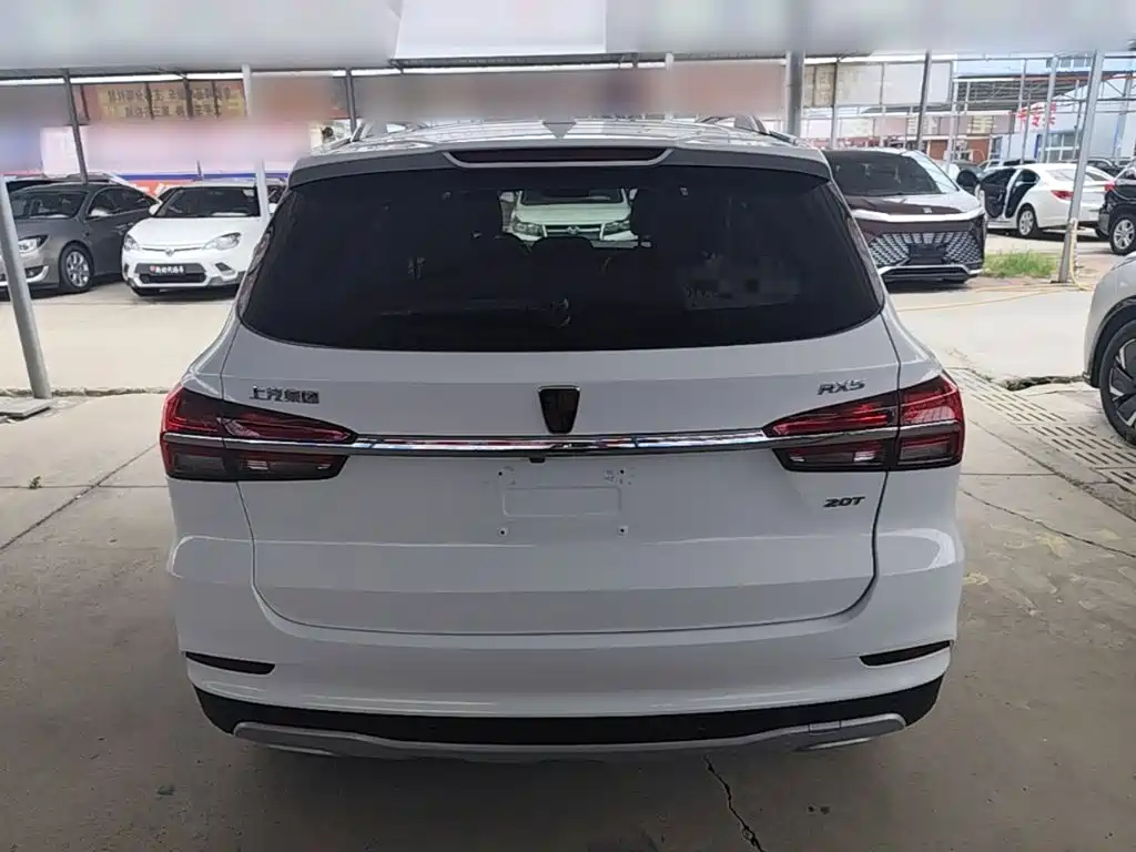 Roewe RX5 20 T 2 WD Auto Internet Smart Enjoyment