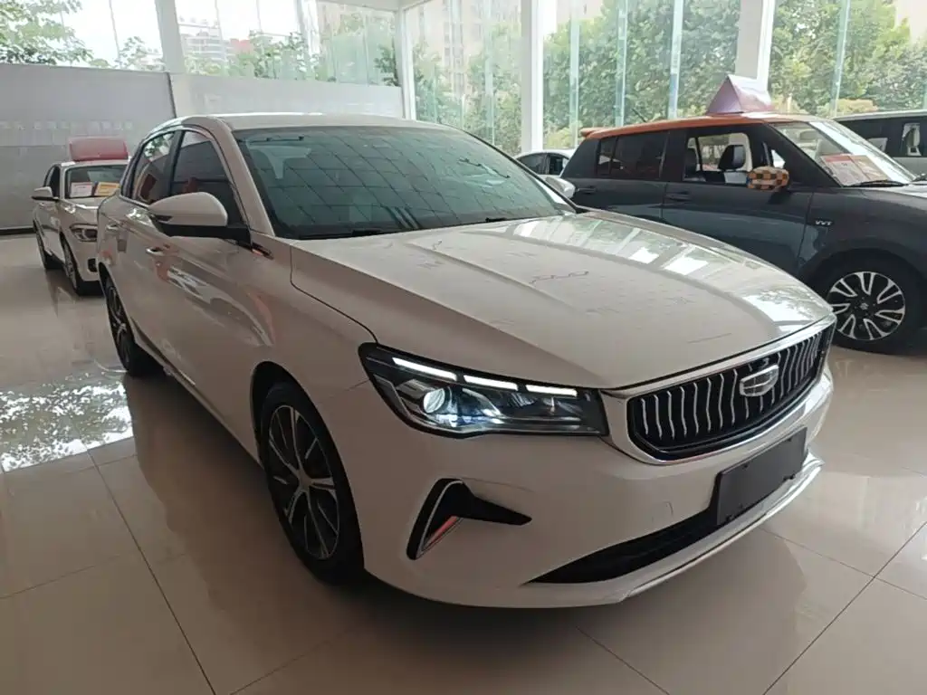Emgrand 4 th Gen Champion 1.5 L CVT Flagship
