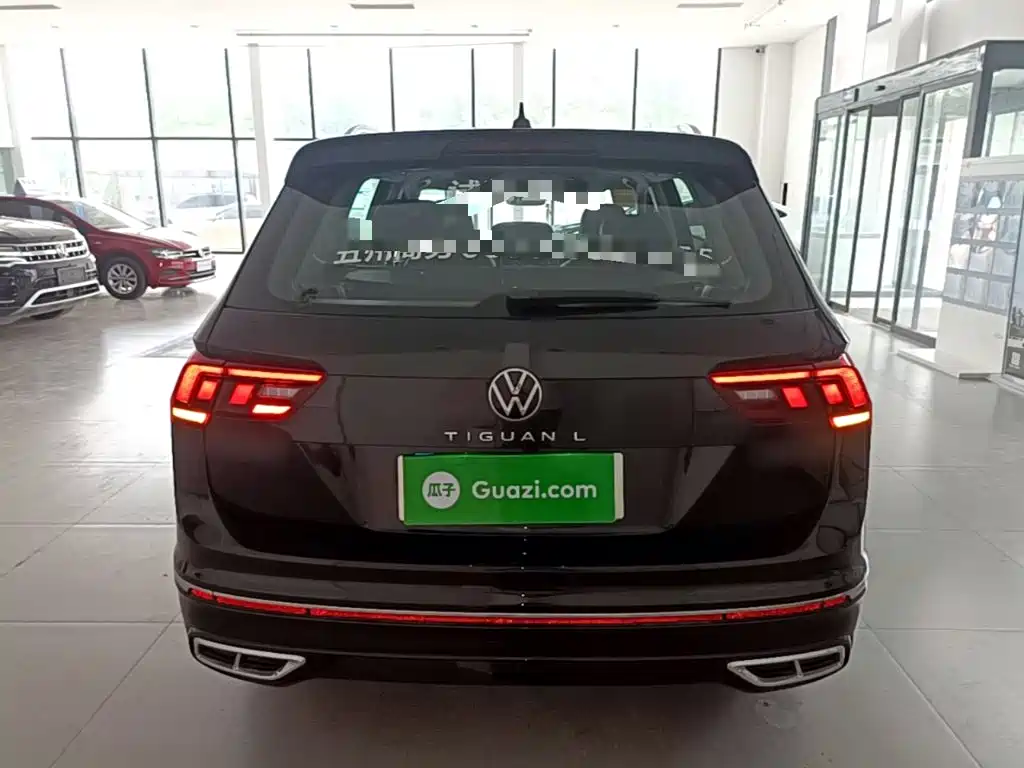 Tiguan L 330 TSI Auto 2 WD R-Line Premium