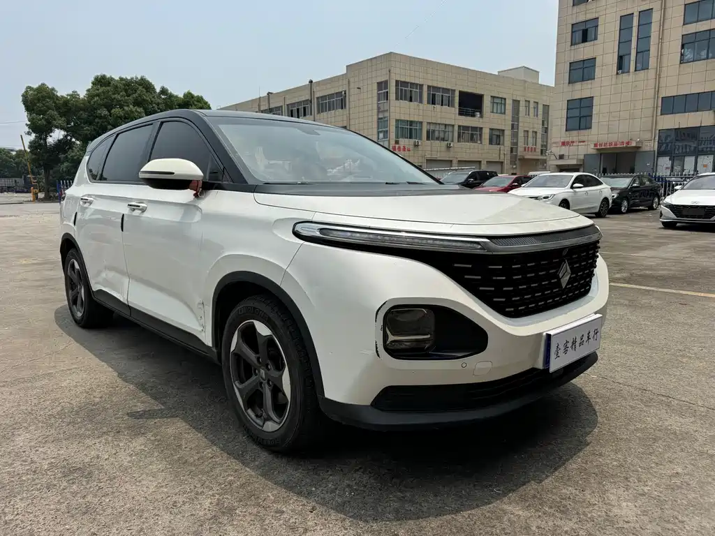 Baojun RM-5 宝骏RM-5 2019款 1.5 T CVT 24小时在线豪华型 7座