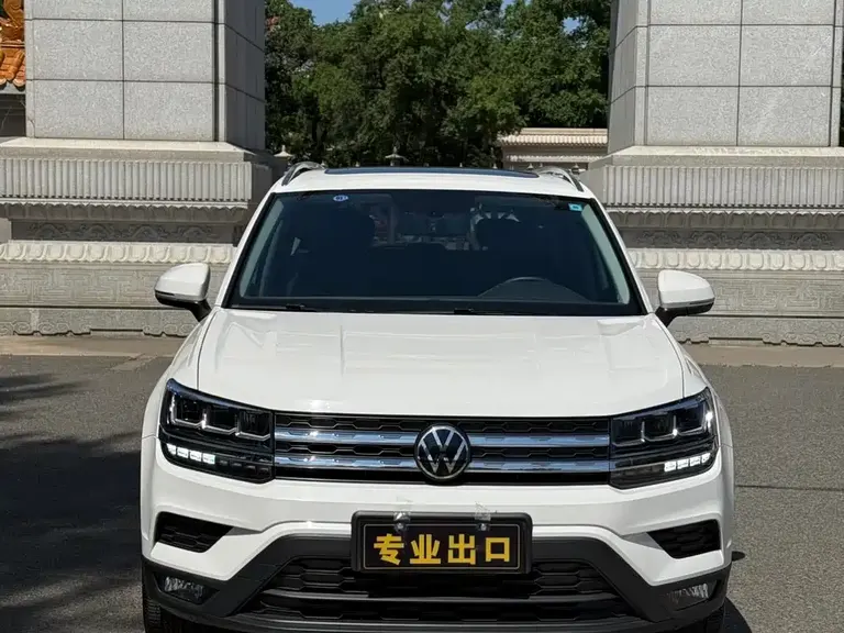 Volkswagen Tharu 280 TSI 2 WD Comfort