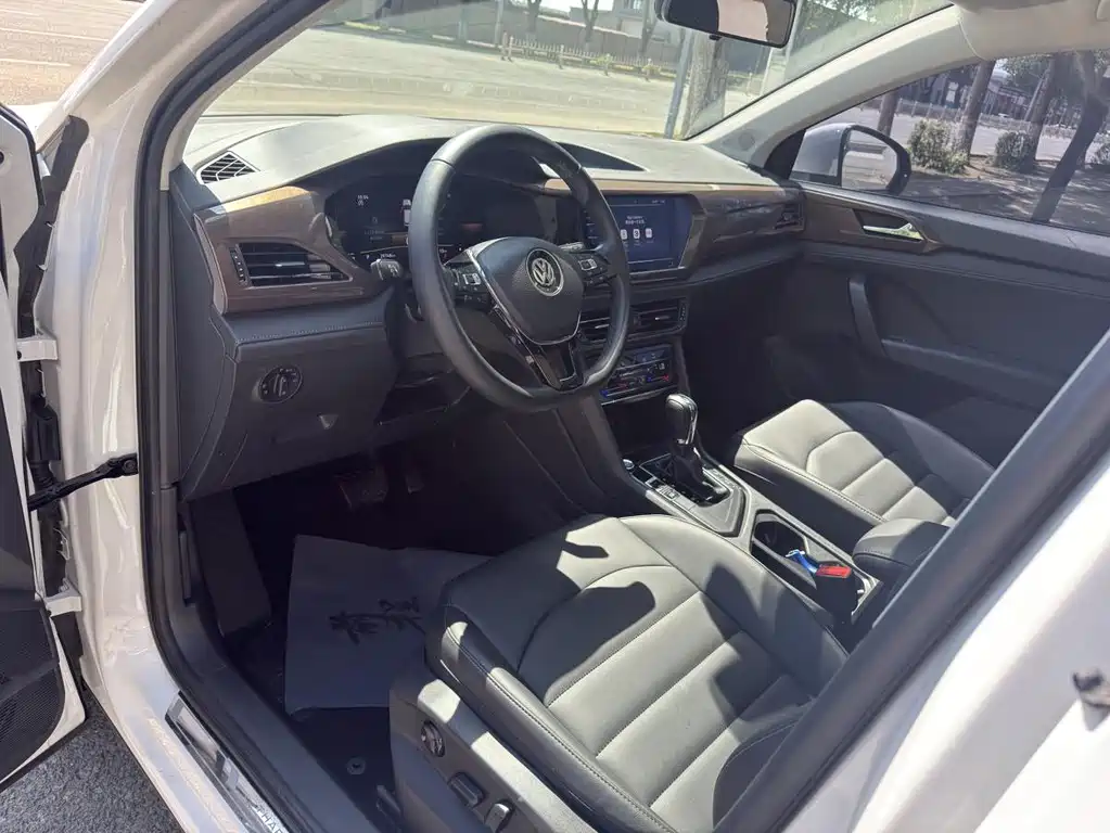 Tharu 280 TSI 2 WD Comfort