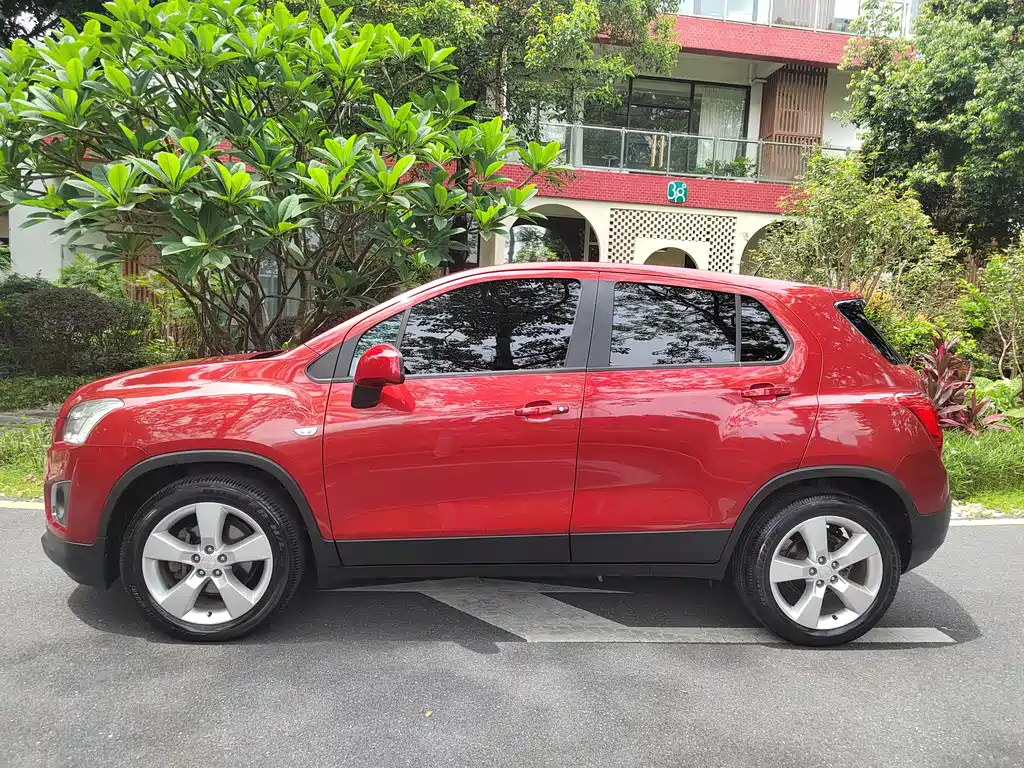 Tracker 1.4 T Auto 2 WD Comfort